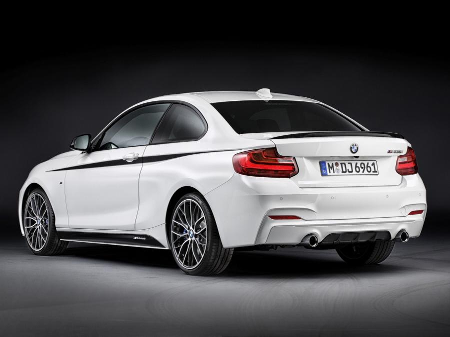  BMW M235i Coupe M Performance Accessories 2014 года  (фото 3 из 11)